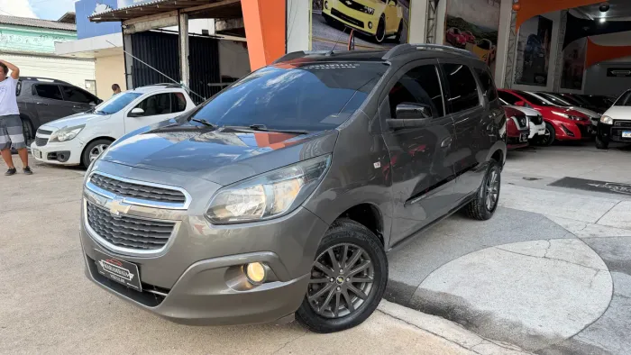 Chevrolet Spin Advantage 1.8 8V Econo.flex 5P Aut. 2014
