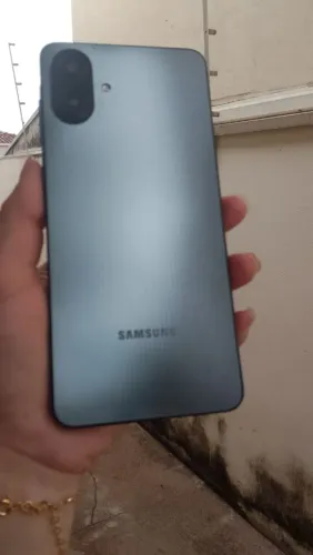 Vendo celular 550, aceito negociação