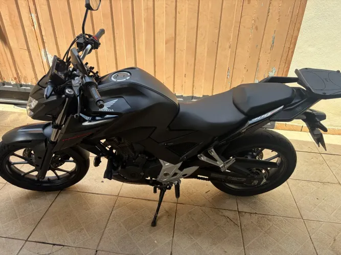 Honda CB 300f Twister Flex 2025