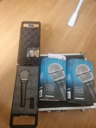 Microfone samsom Q7