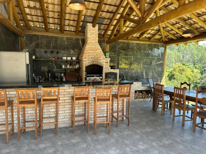 Chácara com 3 dormitórios à venda, 2000 m² por R$ 1.400.000,00 - Nirvana - Biritiba Mirim/