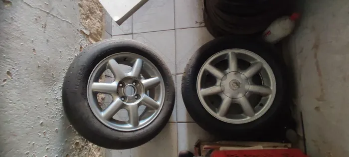 Roda aro 14 original golf mk3