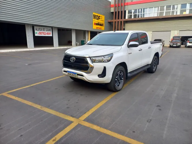 Toyota Hilux CD 4X4 2.8 Diesel Mec. 2022