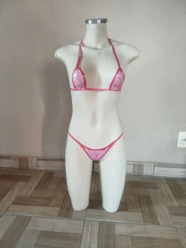 Manequim feminino meio corpo