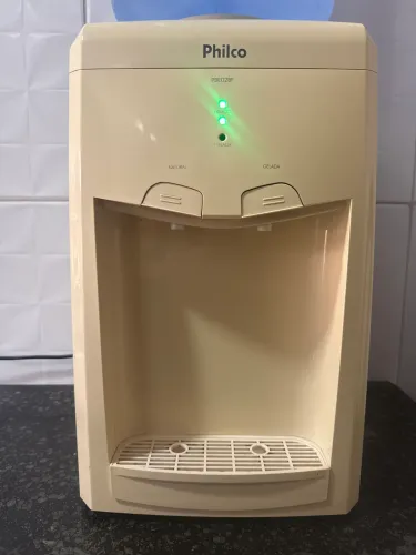 Bebedouro em boas condições Philco pbe02bf