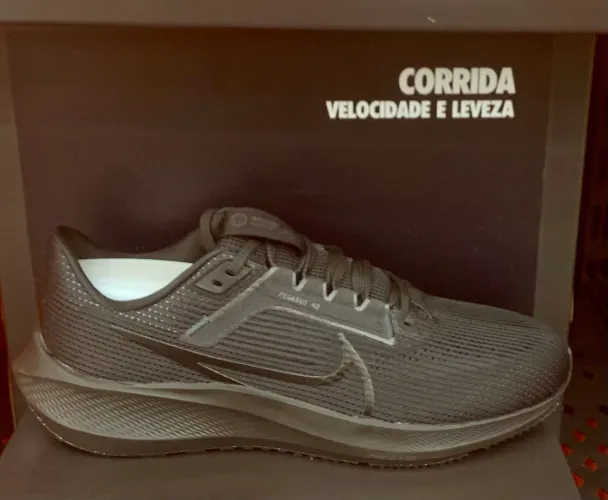 Tênis Pegasus 40 Preto ORIGINAL - Tamanho 44