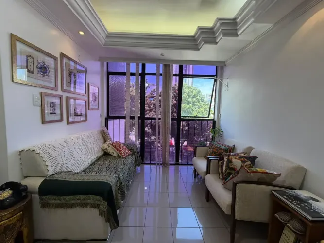Apartamento no Aquarius, 2 Quartos com Dependência, 74m², 1 Vaga, Área de Lazer