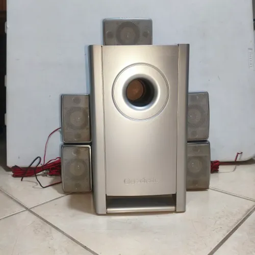 Conjunto de Caixas Home Theater Gradiente 5.1 HTS-520 (Subwoofer + 5 Satélites) VINTAGE
