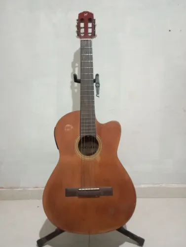 Violão Michael com cordas de aço