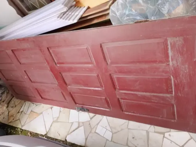 Porta + Janela + tábuas para divisória ou revestimento assoalho - vendo separado também