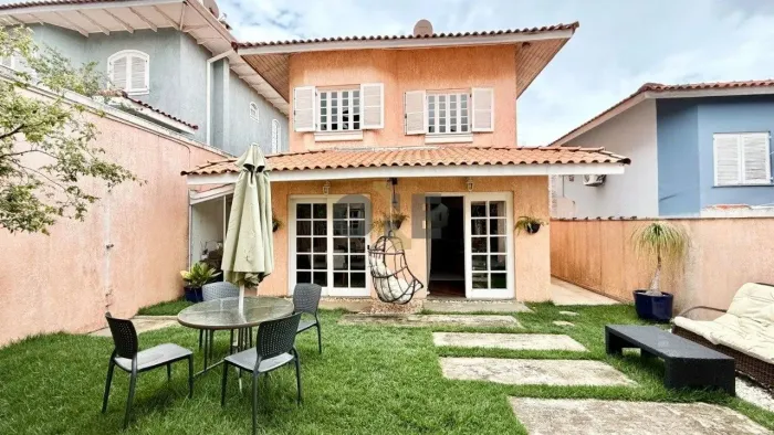 Casa com 3 dormitórios, sendo 3 suítes para venda - Granja Viana - Cotia/SP