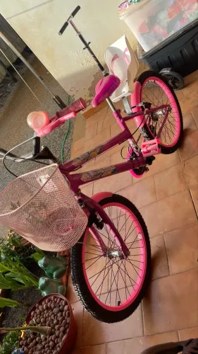 Bicicleta Infantil com Rodinha - Seminova