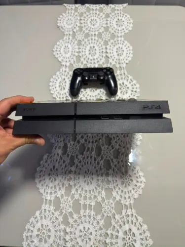 Play Station 4