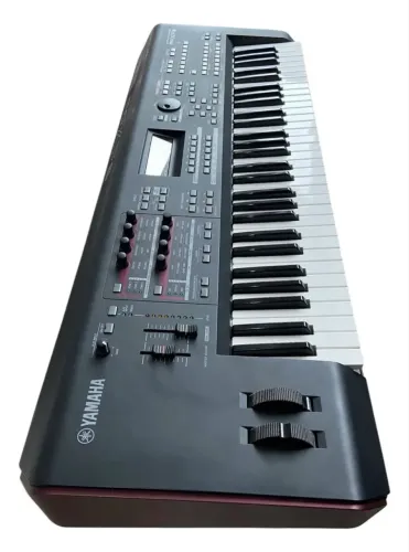 Teclado Yamaha Moxf6