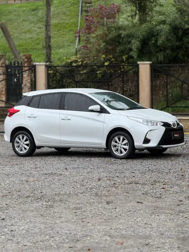 Toyota Yaris XL 1.5 Flex 16V 5P Aut. 2024