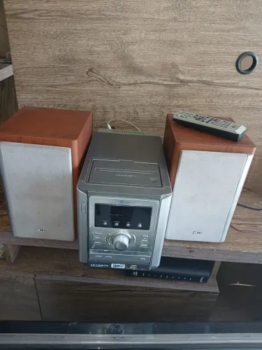 Mini System LG Vintage Anos 2000 - Rádio, Toca-Fitas e CD - Com Controle