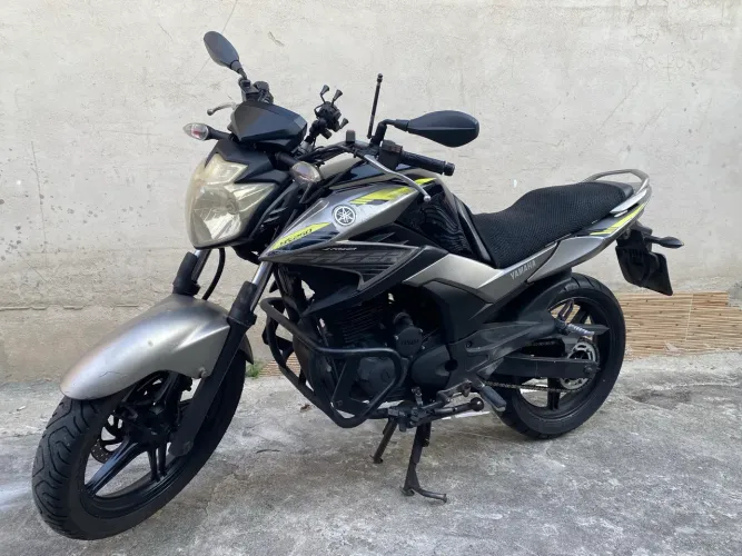 Yamaha Fazer 250