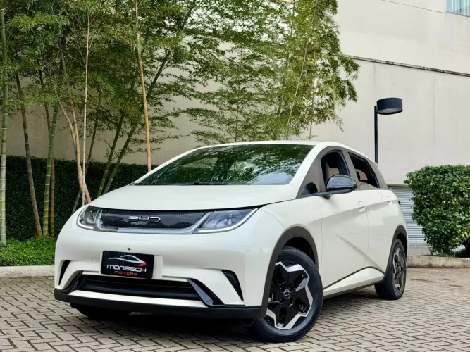 BYD Dolphin EV (Elétrico) 2024
