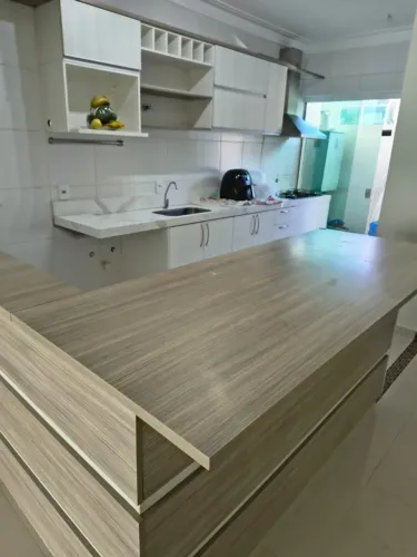 Casa 03 dormitórios em condomínio fechado no alto da boa vista em Sorocaba
