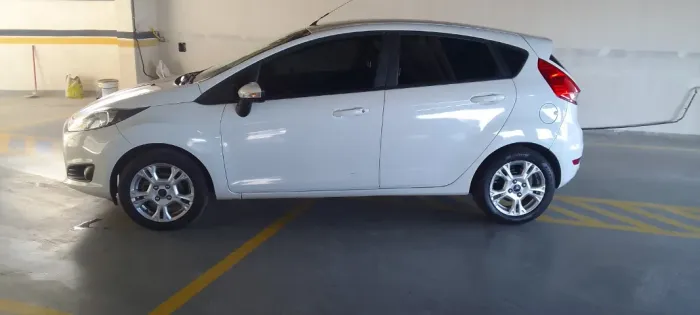 Ford Fiesta 1.6 16V Flex Mec. 5P 2016