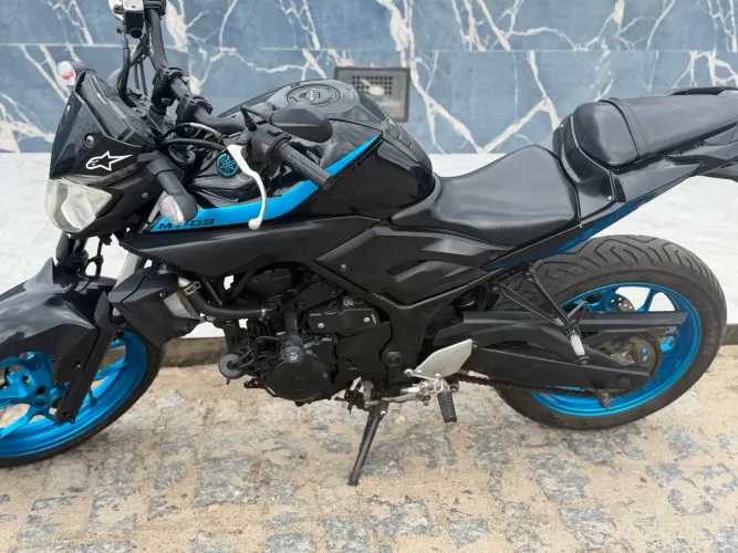 Vendo Mt 03 nova demais 