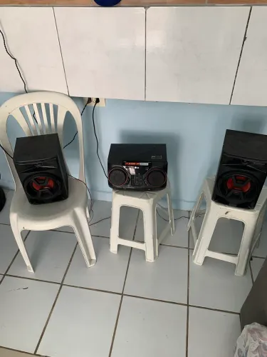 Vendo um som LG