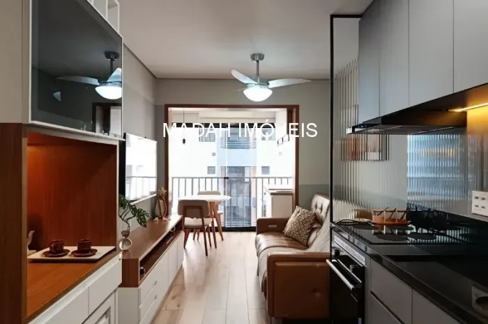 Design assinado e localização imbatível em Pinheiros!