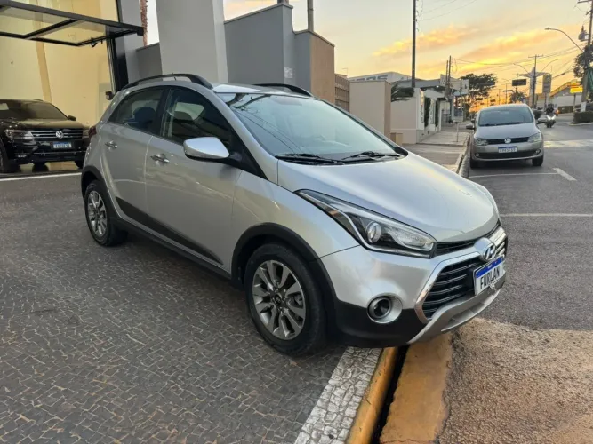 Hyundai HB20X Premium 1.6 Flex 16V Aut. 2016