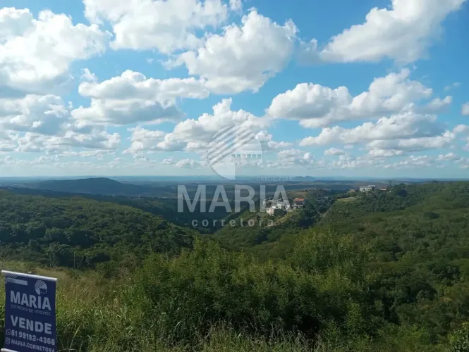 Lote à venda no condomínio Baronesa da Serra em Gravatá/PE!