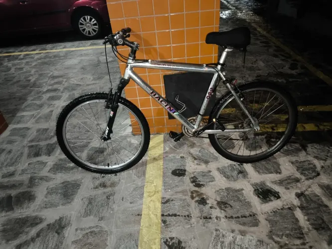 Bicicleta Montain Bike BACINI 560 toda Original. 