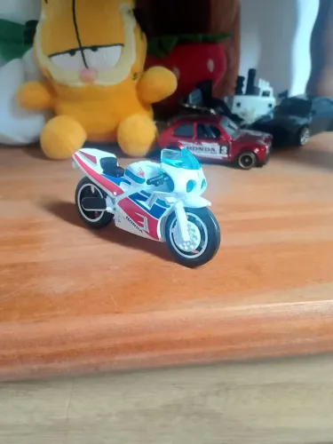 Moto honda hotwheels