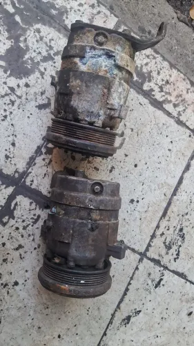 Compressor do ar condicionado da GM