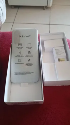 Vendo um A17 zerado número pra contato *
