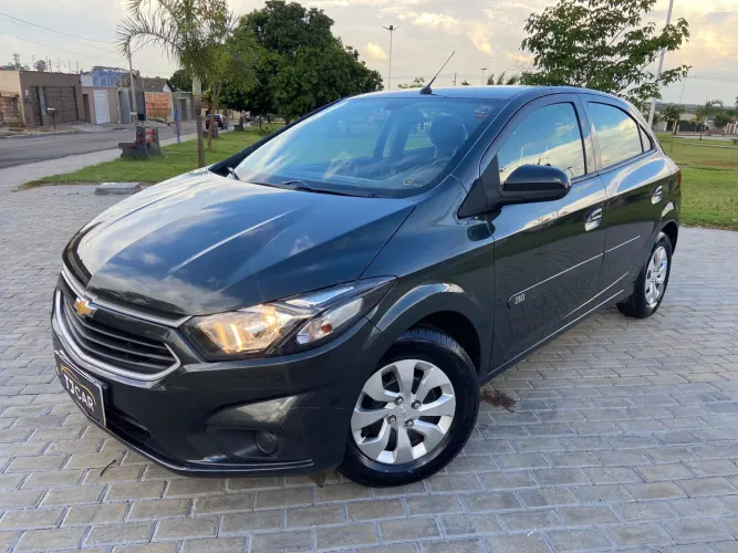 Chevrolet Onix Hatch LT 1.0 8V Flex Mec. 4P 2018