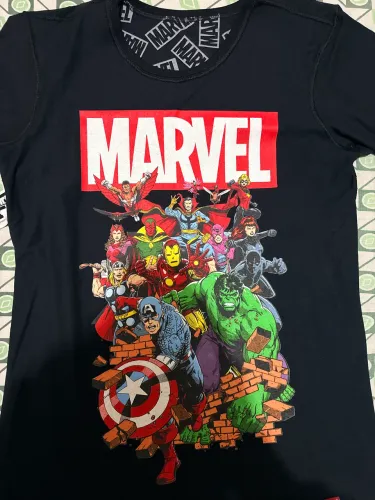Camiseta Marvel Piticas P