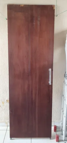 Vendo porta laminada(70 x 2,10)