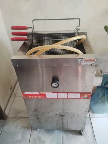 Fritadeira progas 18L água e óleo a gás