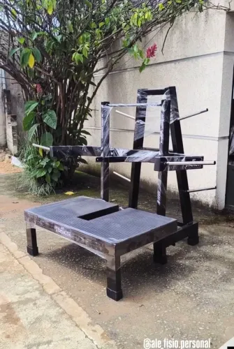 Aparelho para musculação BELT SQUAT
