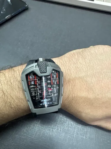 Relogio ferrari hublot laferrari