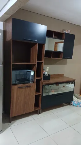Vendo jogo de armário de cozinha 3 peças 2,0m de comprimento
