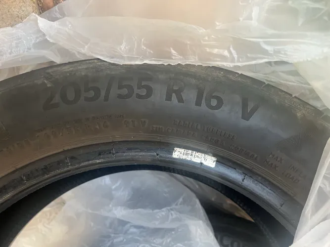 4 Pneus usados - Aro 16