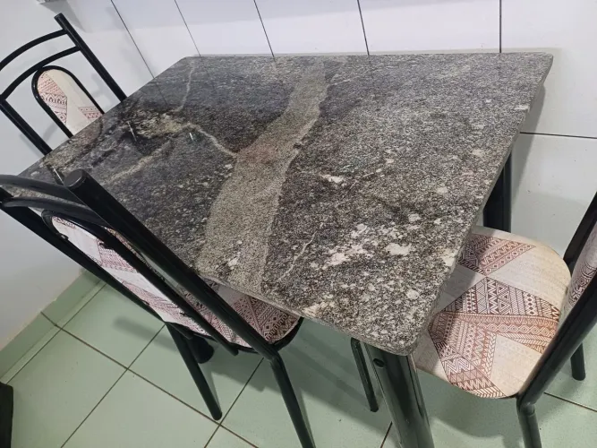 Mesa de granito