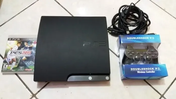 PS3 COM MAIS DE 20 JOGOS