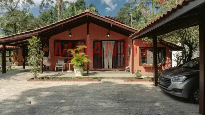 Casa em Condomínio à venda em Mairiporã