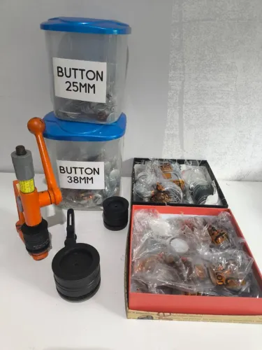 Kit Button 
