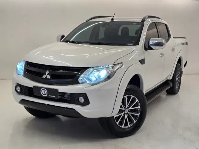 Mitsubishi L200 Triton Sport HPE-S 2.4 CD Dies. AUT 2020