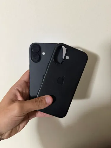 iPhone 16 128 gb preto perfeito estado poucas marcas de uso