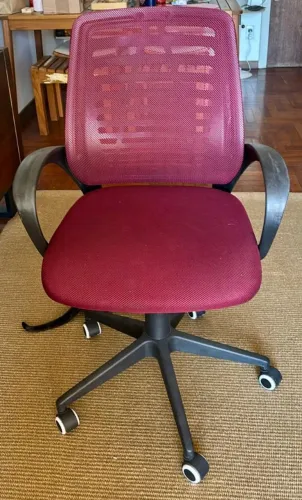 Cadeira de escritório c/espaldar alto