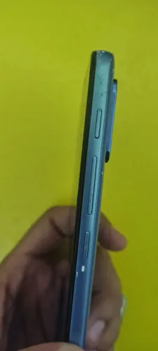 Moto g20 usado tela trincada 