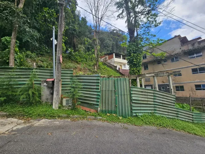 Vendo Terreno